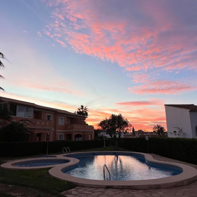 Apartamento de Diseño Reformado con Piscina y Jardín - Apartamento de 1 dormitorio - 44