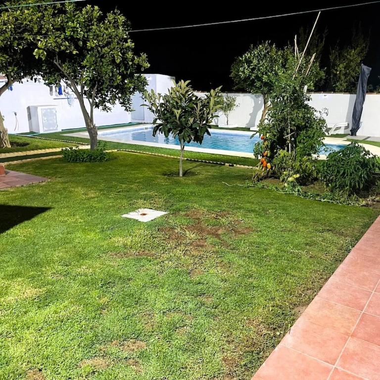 Chalet Familiar Relax con piscina y Aire Acondicionado - Casa de 3 dormitorios - 13