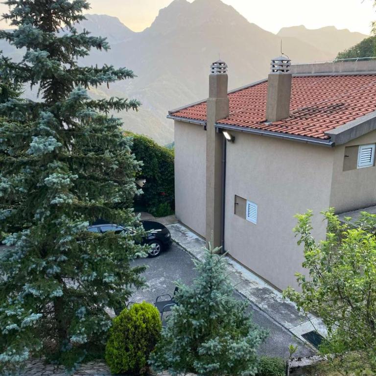 Etno Smocje Kolasin - Vila sa 2 Spavaće Sobe - 4