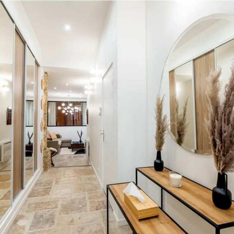 Keyz - Spacious 2 Bedrooms in Le Marais - Two-Bedroom Superior Apartment - 2