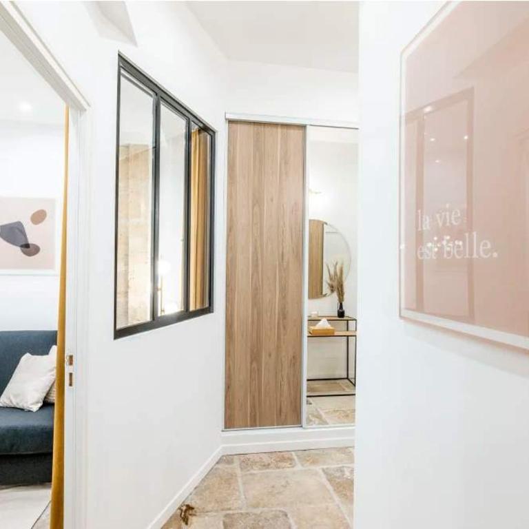 Keyz - Spacious 2 Bedrooms in Le Marais - Two-Bedroom Superior Apartment - 10