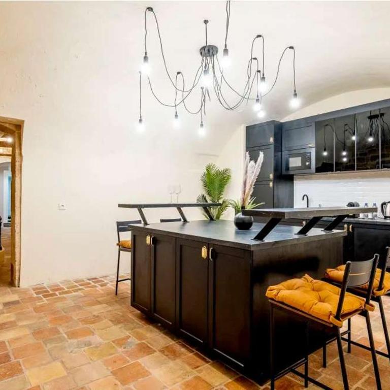 Keyz - Spacious 2 Bedrooms in Le Marais - Two-Bedroom Superior Apartment - 17