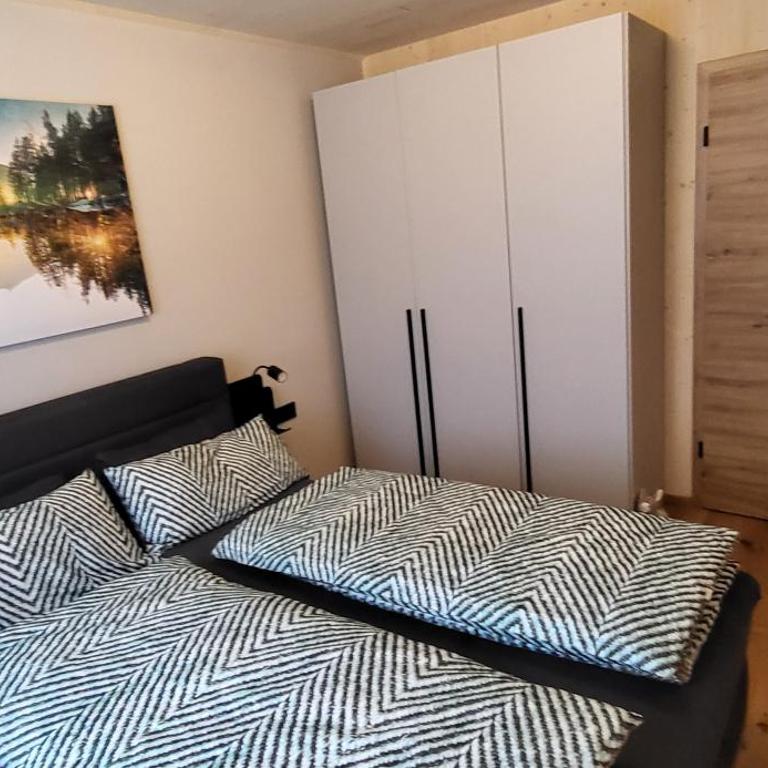 Ferienwohnung GöllGlück - Apartment mit 1 Schlafzimmer - 2