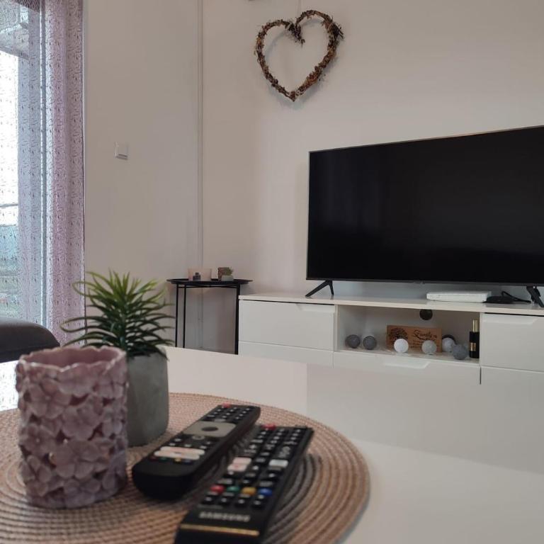Apartman Sedra - Two-Bedroom Apartment with Terrace - 6