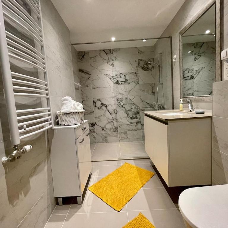 Elegant BW Two Bedroom Apartment-Promenade View - Apartman sa 2 Spavaće Sobe - 3