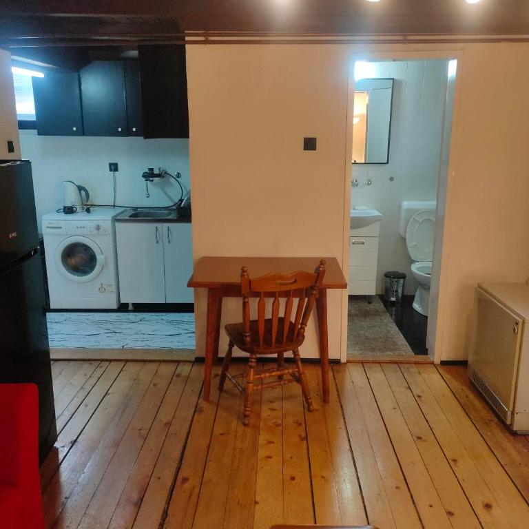 Industrija - One-Bedroom Apartment - 3