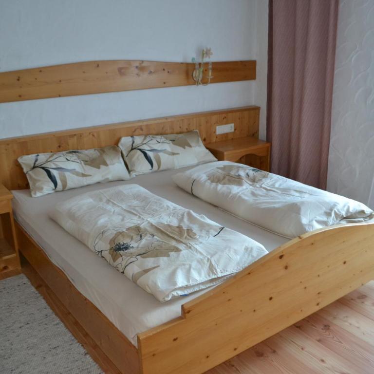 Landhaus Leutaschtal - Apartment mit 1 Schlafzimmer - 8