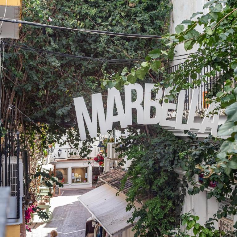 Casa Pepa, Old Town Marbella by Kura Homes - Three-Bedroom Apartment - 4