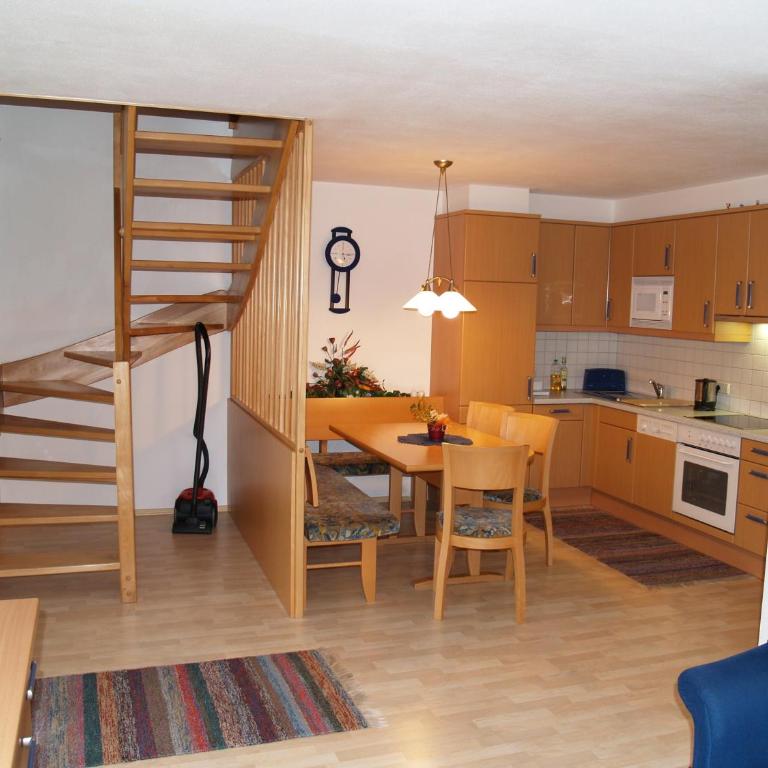 Ranner's Ferienwohnung - Apartment mit 3 Schlafzimmern - 5