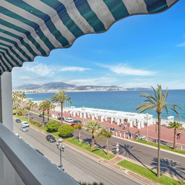 La Prom - a two bedroom apartment with a sea view - Appartement 2 Chambres - 3