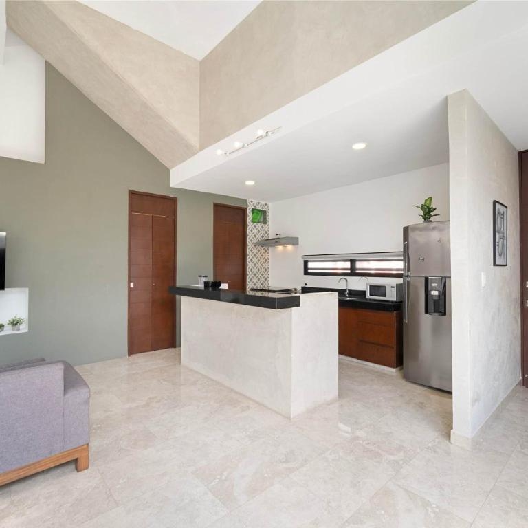 Sunny Mérida Getaway: Spacious 3BR with Pool - Apartamento de 3 dormitorios - 1