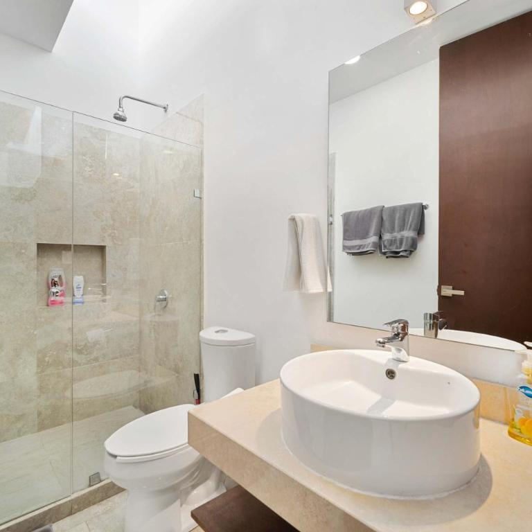 Sunny Mérida Getaway: Spacious 3BR with Pool - Apartamento de 3 dormitorios - 18