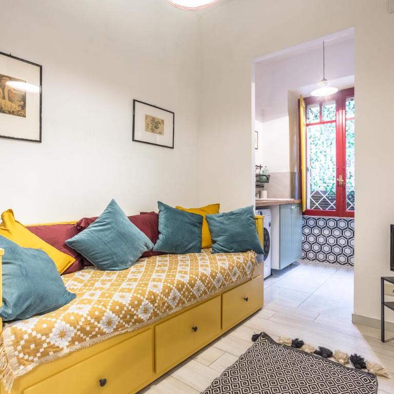 La Piccola Retró , urban color and comfort - Appartamento - 23