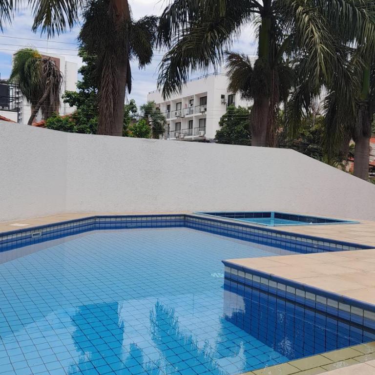 Depto de Lujo en Equipetrol en un solo piso, a 2 cuadras del Hotel Los Tajibos - Apartamento de 3 dormitorios - 2