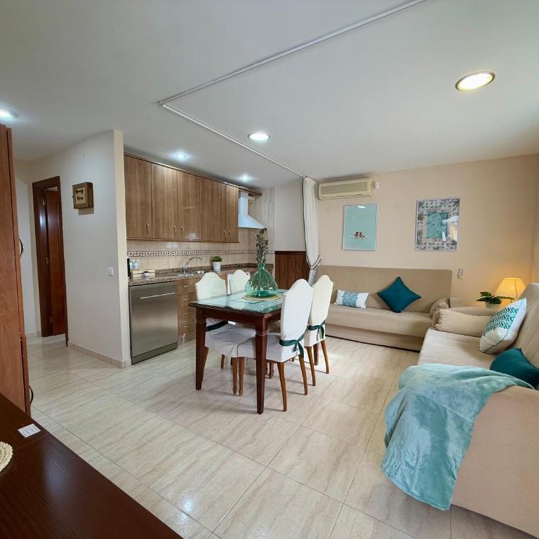 Charming apartment carihuela, best location - Apartamento de 1 dormitorio - 1