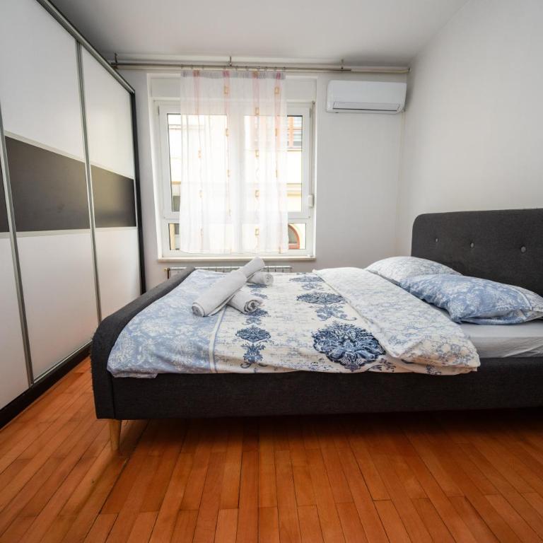 Spacious & Modern Apartment in the City Centre - Apartman sa 3 Spavaće Sobe - 19