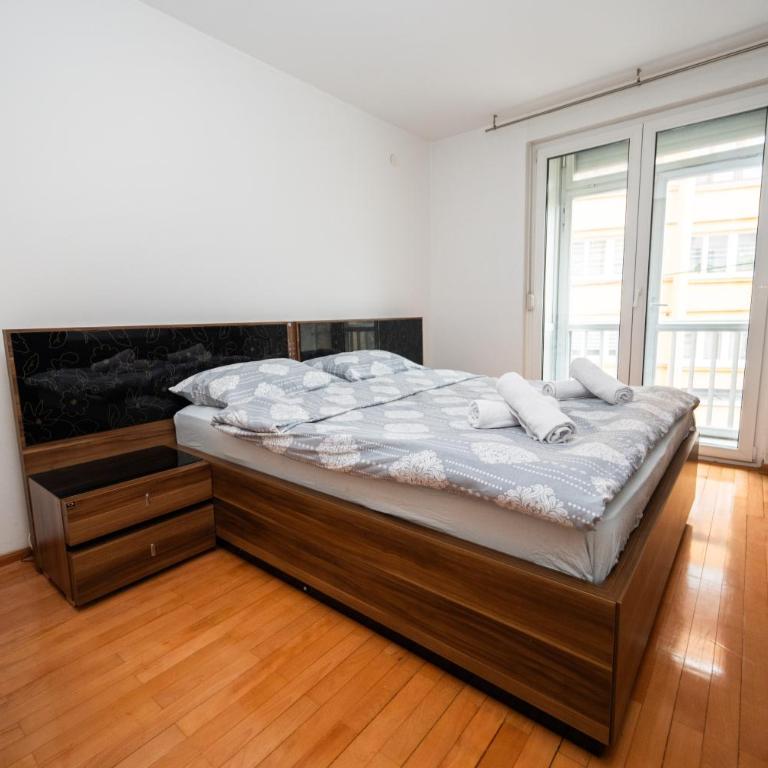 Spacious & Modern Apartment in the City Centre - Apartman sa 3 Spavaće Sobe - 26