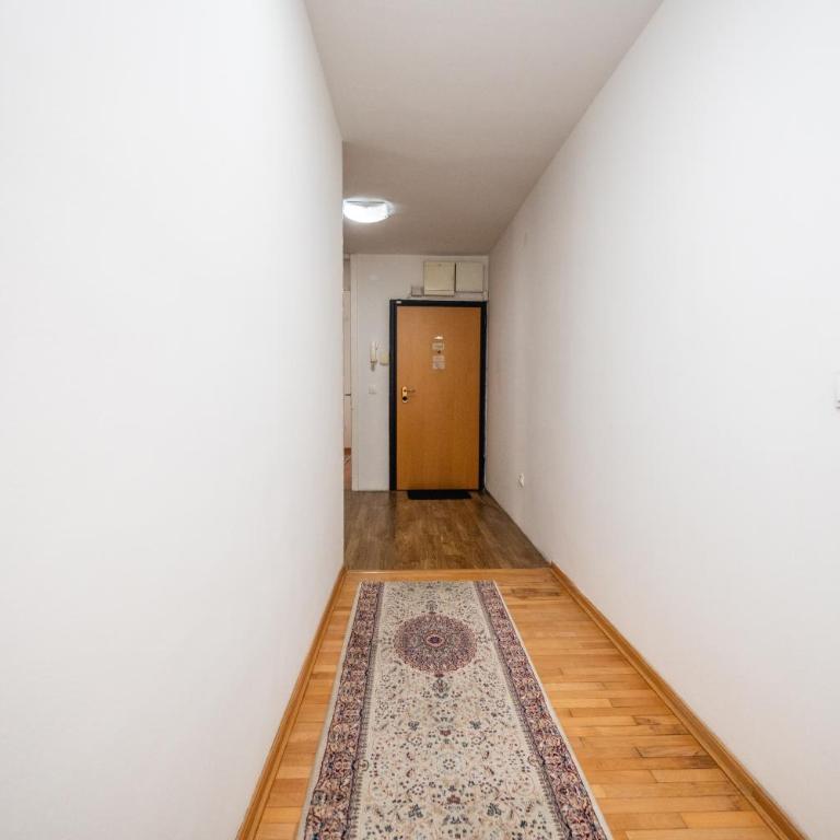 Spacious & Modern Apartment in the City Centre - Apartman sa 3 Spavaće Sobe - 35