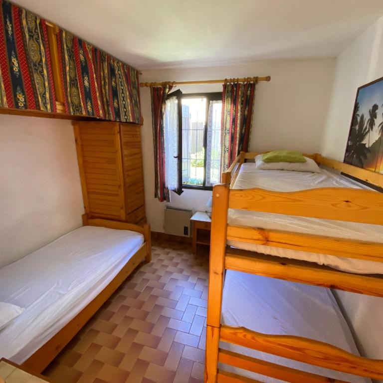 Spacieux T3, 6 Pers. avec Terrasse et Parking entre Plage et Port - FR-1-798-16 - Appartement - 22