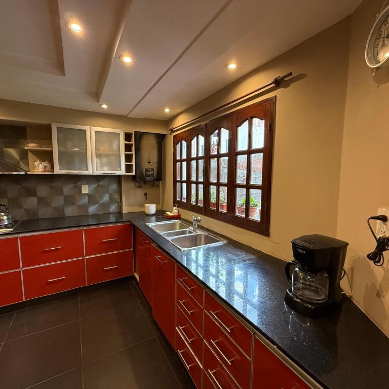 Caseros House - Guest House - Casa de 3 dormitorios - 4