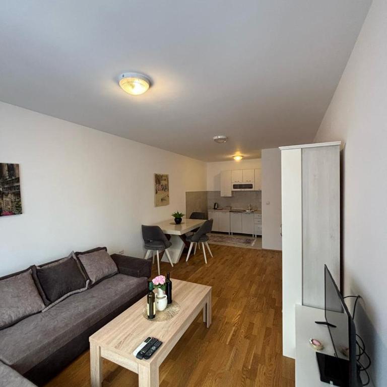 Enjoy Apartmani - Apartman sa 1 Spavaćom Sobom - 2