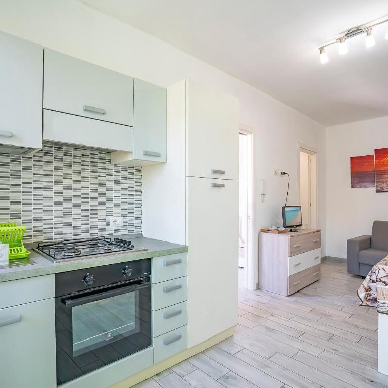 Casa Graziano - Appartamento con 1 Camera da Letto e Balcone - 5