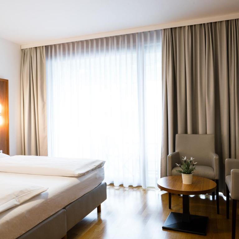 Hotel Kapeller Innsbruck - Camera Matrimoniale con Balcone - Dependance - 1