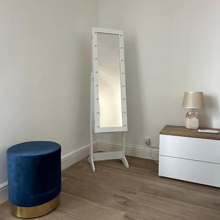 Beddavista Holiday House - Three-Bedroom Apartment - 8