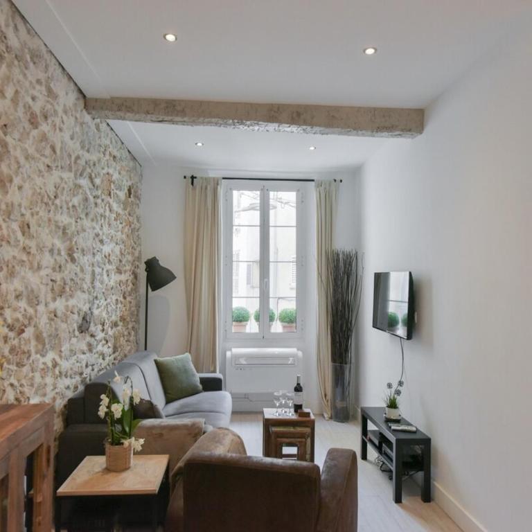 VIEUX MURS - Brand new flat for 4, AC, WIFI center old Antibes - Appartement 1 Chambre - 3