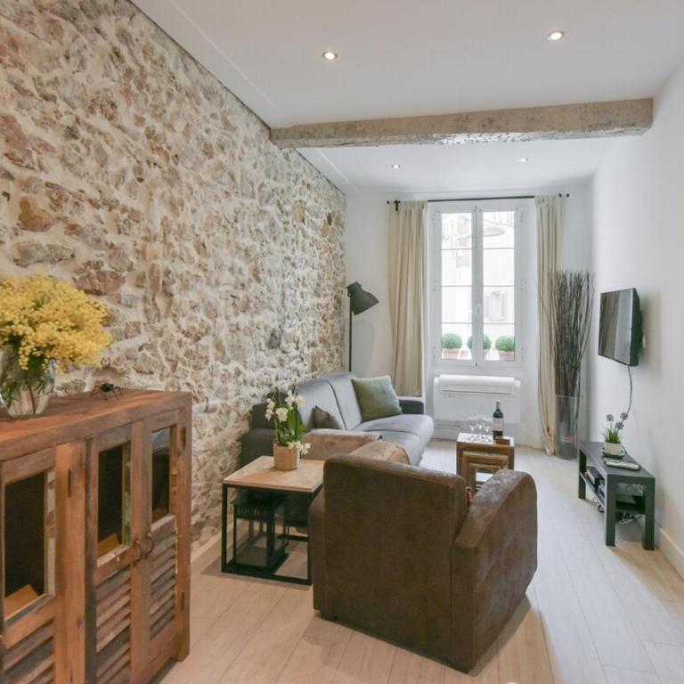 VIEUX MURS - Brand new flat for 4, AC, WIFI center old Antibes - Appartement 1 Chambre - 5