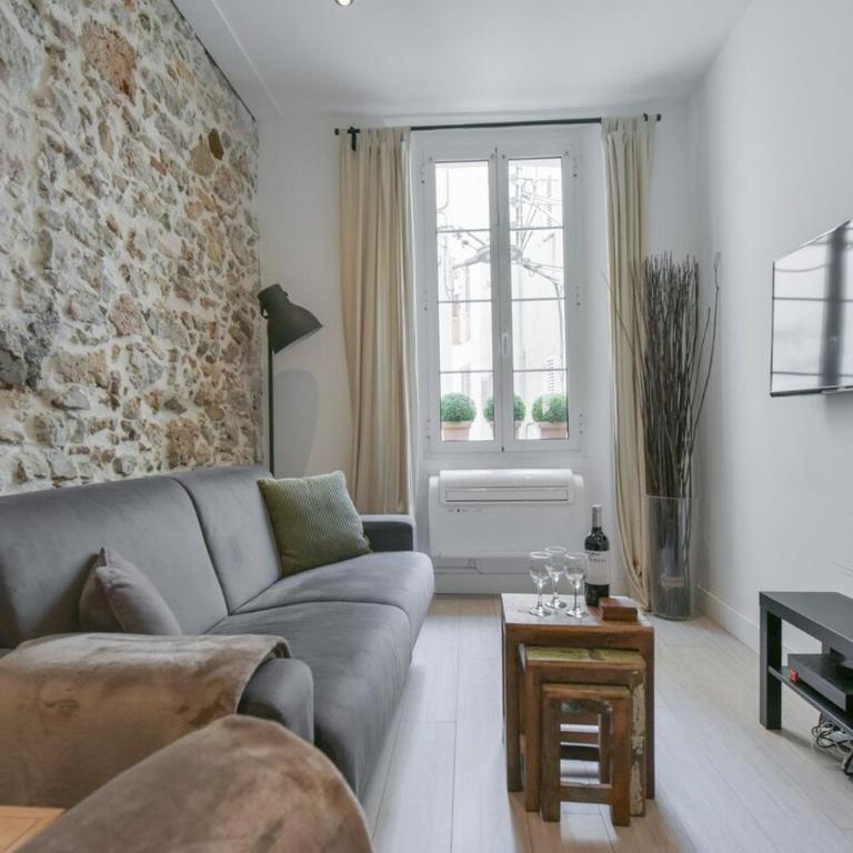 VIEUX MURS - Brand new flat for 4, AC, WIFI center old Antibes - Appartement 1 Chambre - 12