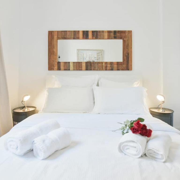 VIEUX MURS - Brand new flat for 4, AC, WIFI center old Antibes - Appartement 1 Chambre - 17
