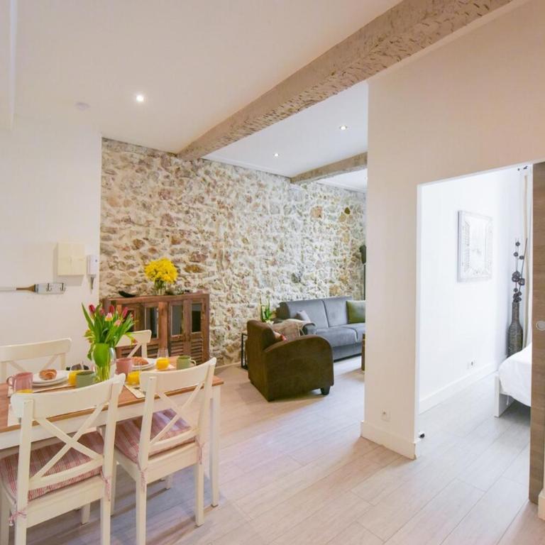 VIEUX MURS - Brand new flat for 4, AC, WIFI center old Antibes - Appartement 1 Chambre - 23