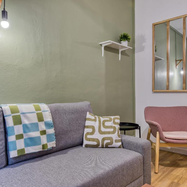 Loulou maison de ville sur 4 niveaux au coeur de ville - Casa Vacanze - 17