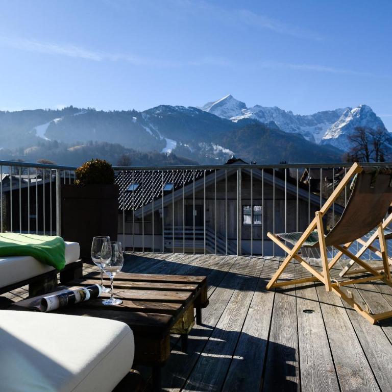 Das Loft - Two-Bedroom Apartment - 37