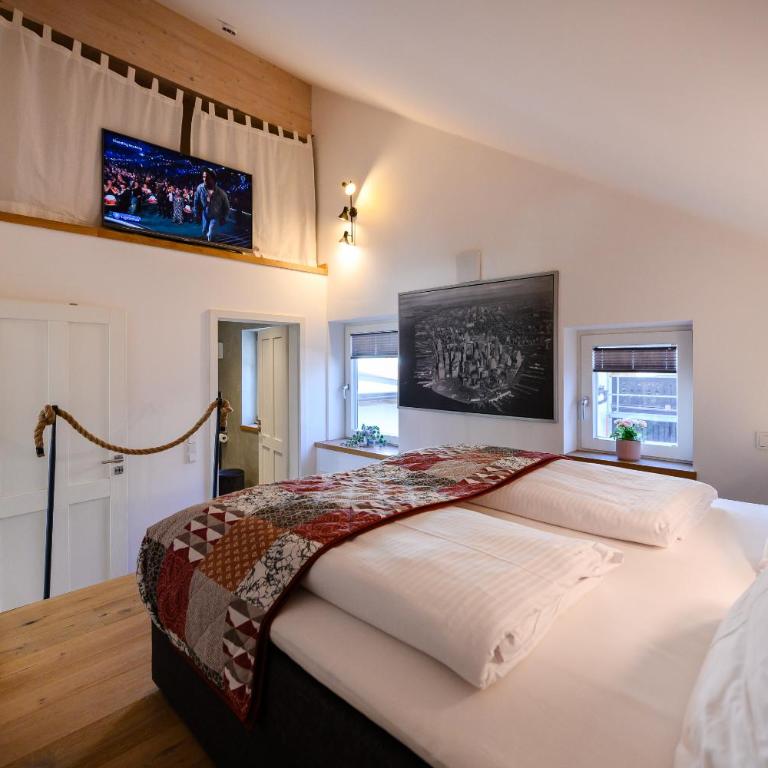 Das Loft - Two-Bedroom Apartment - 25