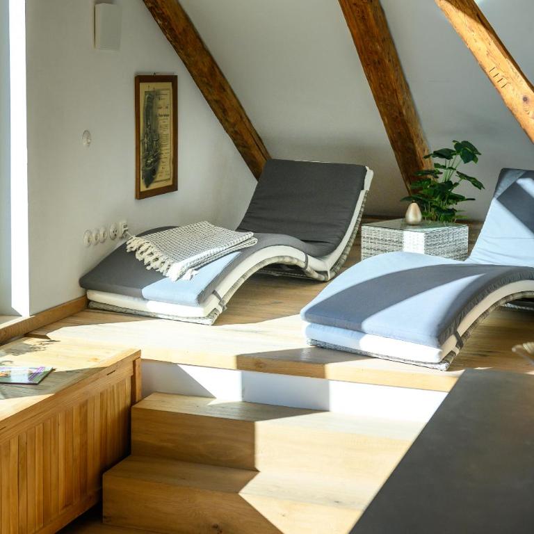 Das Loft - Two-Bedroom Apartment - 13