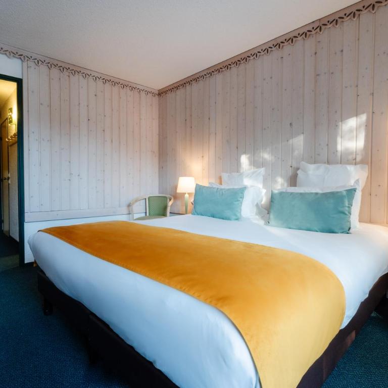 Lake Hotel Courchevel 1850 - Chambre Double Privilège avec Balcon - Vue sur Lac - 17