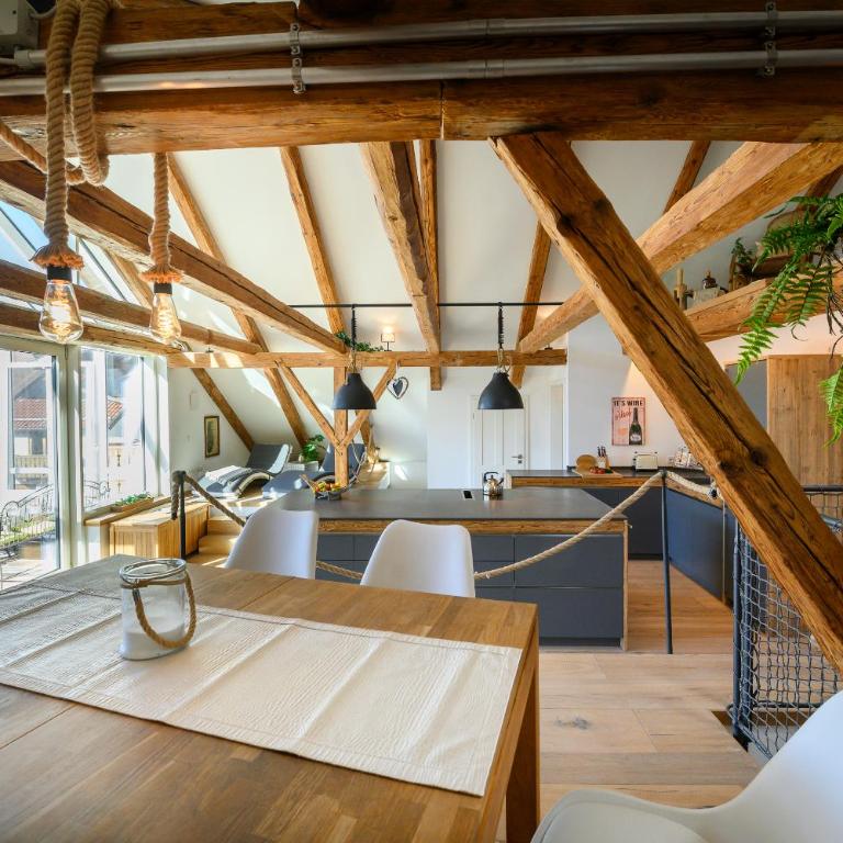 Das Loft - Two-Bedroom Apartment - 11