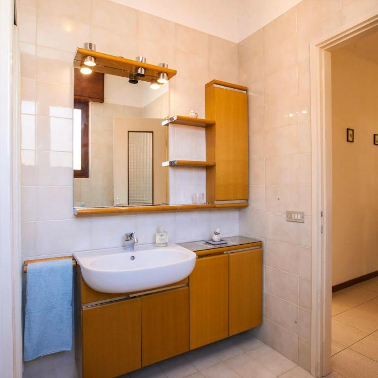 Casa Elisa - Appartamento con Balcone - 21