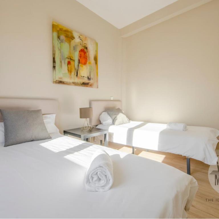 Vive la esencia de Madrid para 7 en Santa Ana 6 - Apartamento - 18