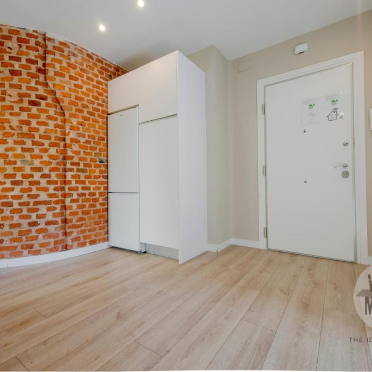 Vive la esencia de Madrid para 7 en Santa Ana 6 - Apartamento - 3
