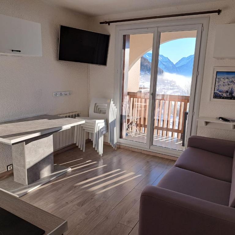 Les Iris T2 Station de ski Auris Alpes d'Huez - One-Bedroom Apartment - 7