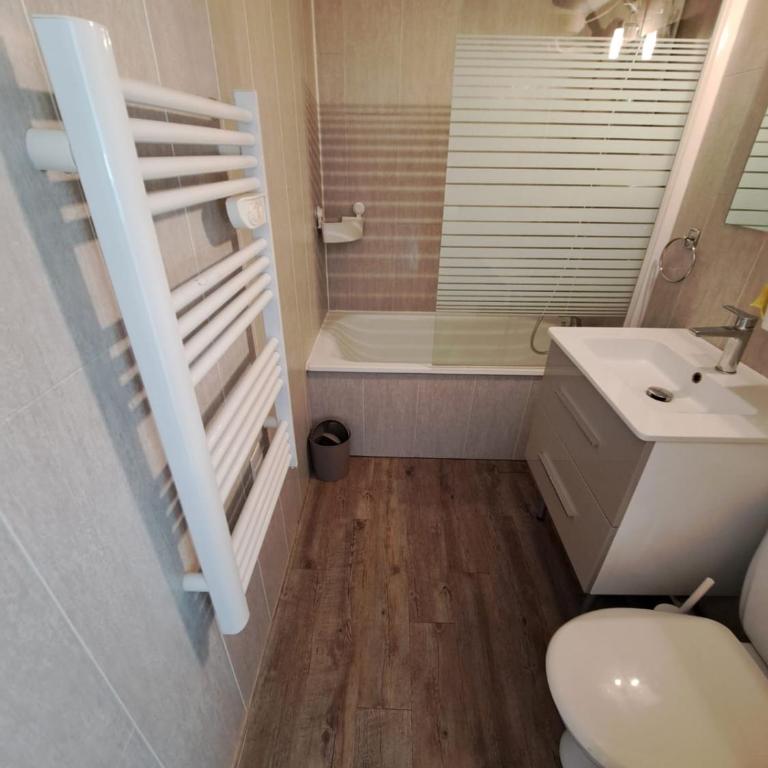 Les Iris T2 Station de ski Auris Alpes d'Huez - One-Bedroom Apartment - 14
