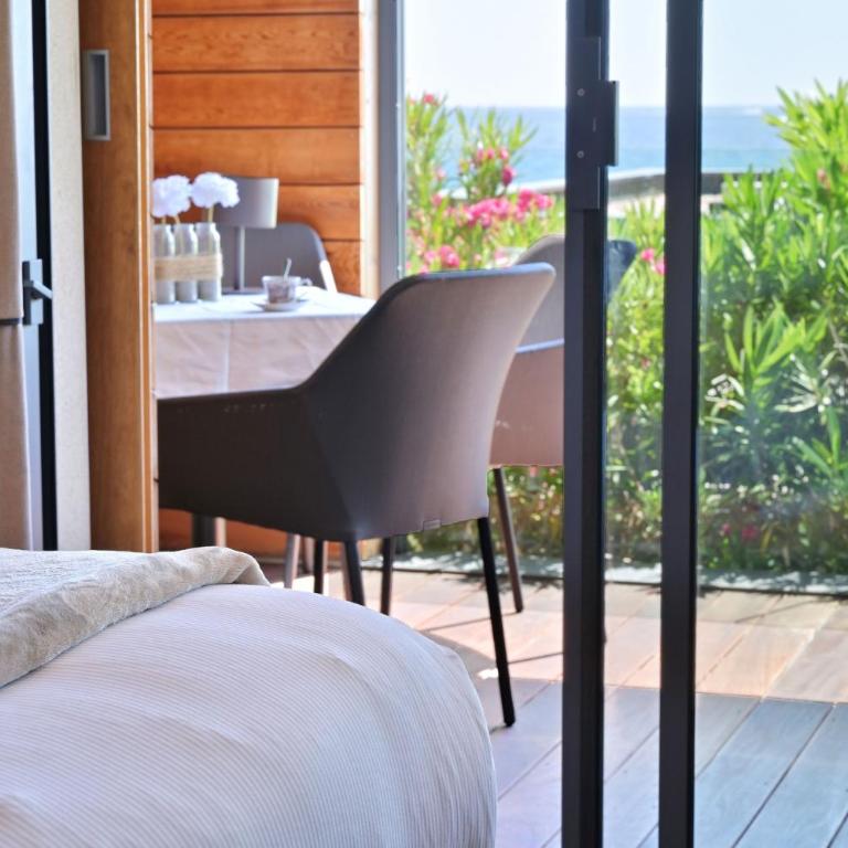 Hôtel Le Week end - Suite Supérieure - Vue sur Mer - 1