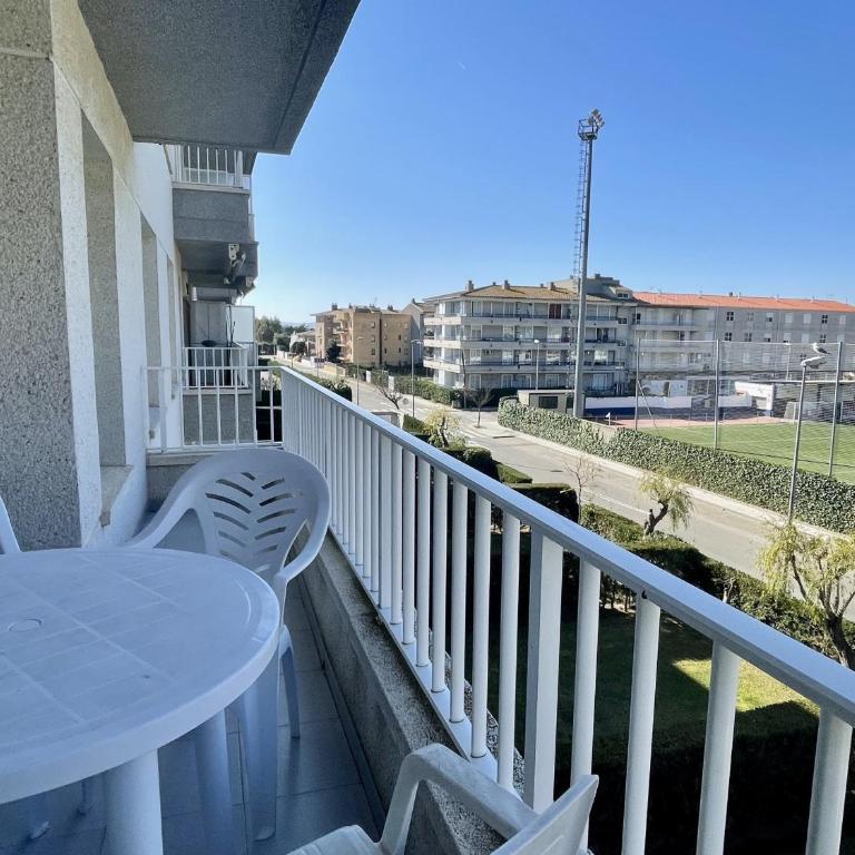 Illa Mar Dor 237 - Two-Bedroom Apartment with Balcony - 10