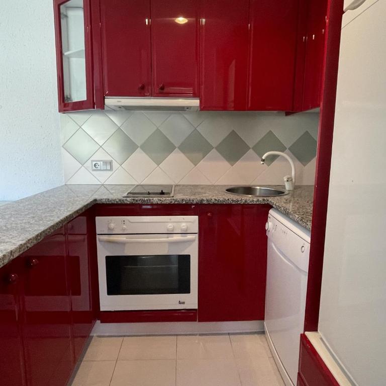 Illa Mar Dor 237 - Two-Bedroom Apartment with Balcony - 14
