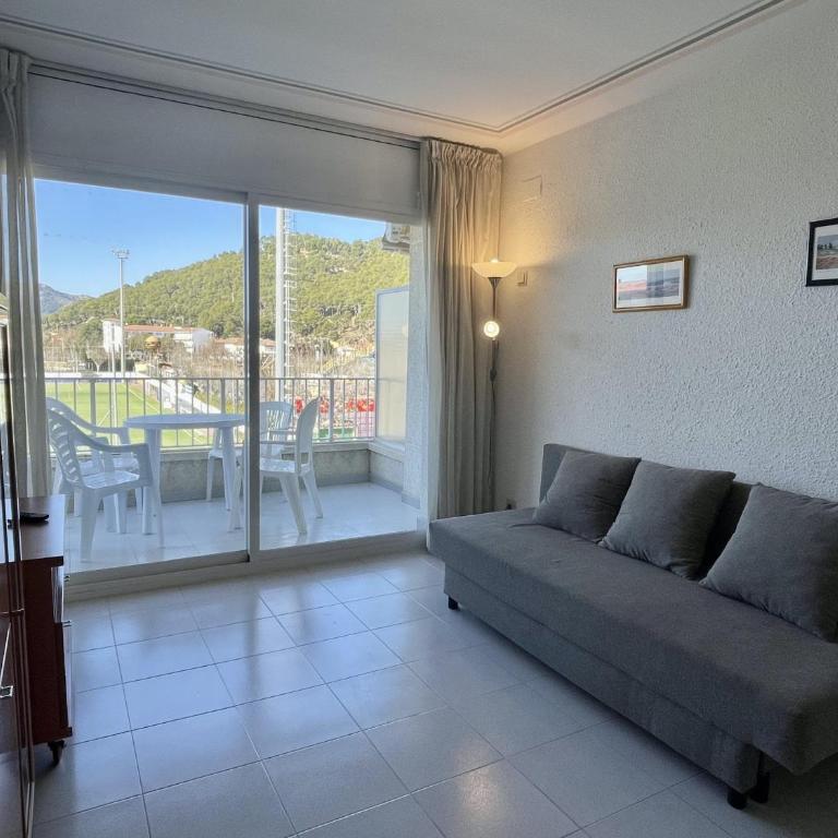 Illa Mar Dor 237 - Two-Bedroom Apartment with Balcony - 16