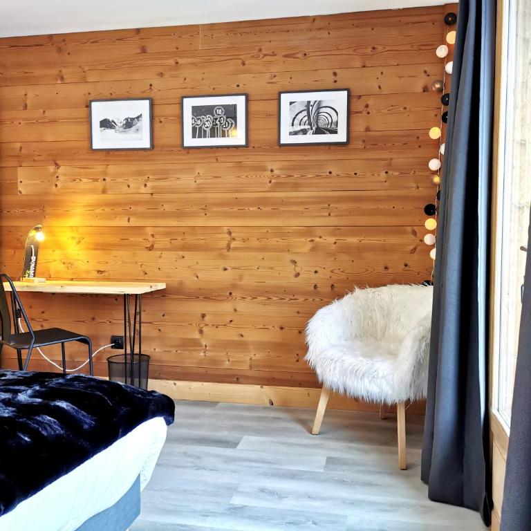 Les 9 Névés, Restaurant & Chambres d'hôtes - Chambre Double Deluxe - 1