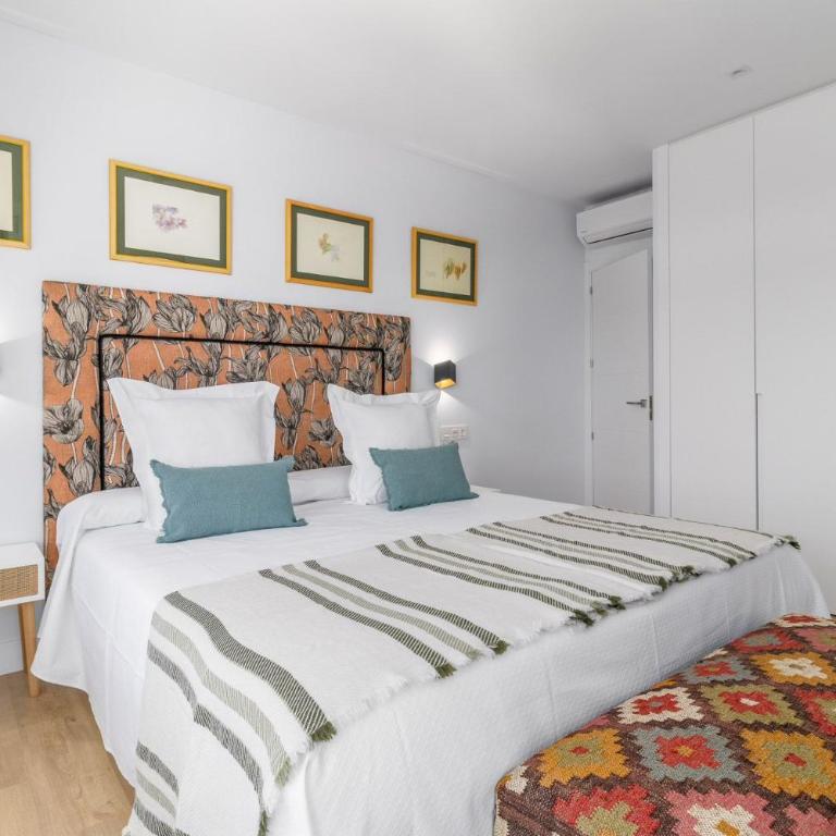 Apartamento Cercano las 4 torres - Two-Bedroom Apartment - 10